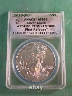 Lot 2015-W $1 AMERICAN SILVER EAGLE & 2015 Maple Leaf ANACS MS69 First Release